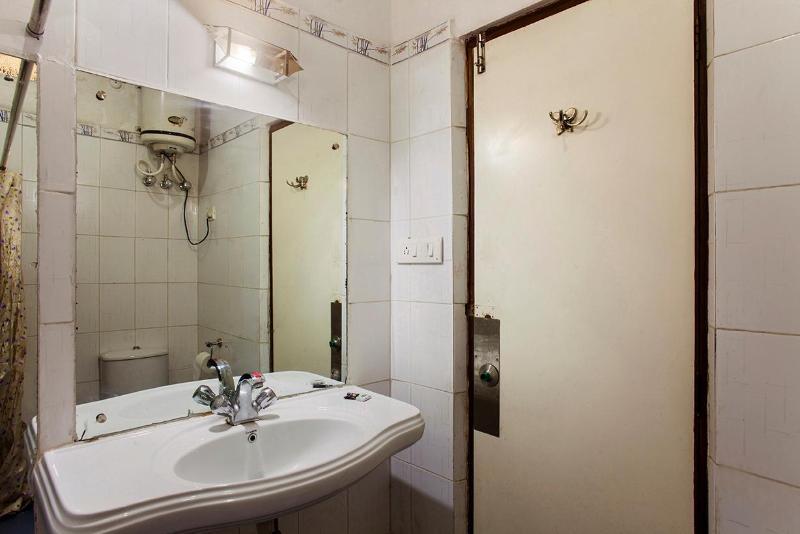 Oyo 28425 Dal Lake Resort 다람샬라 외부 사진