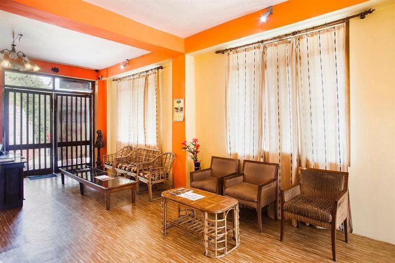 Oyo 28425 Dal Lake Resort 다람샬라 외부 사진