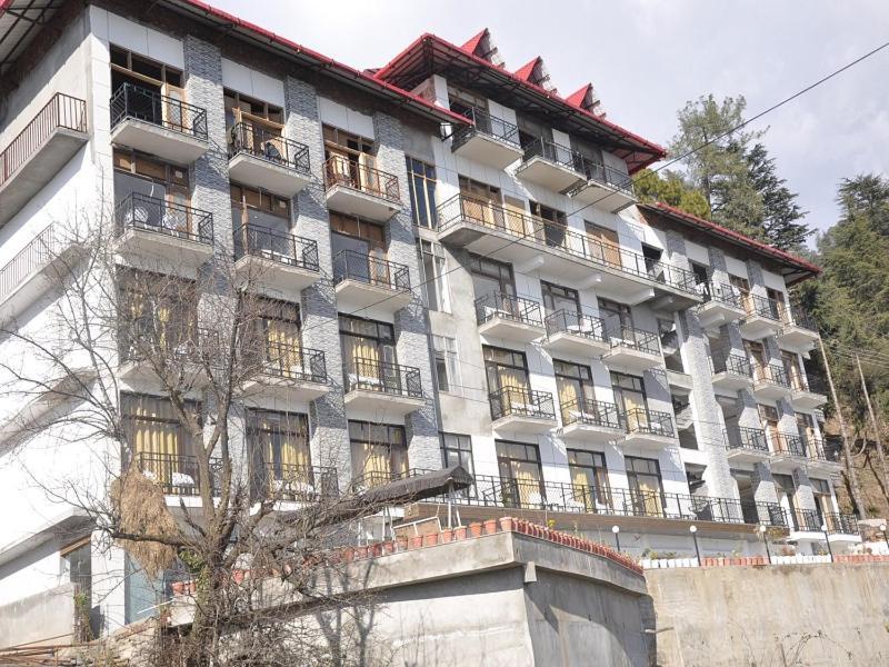 Oyo 28425 Dal Lake Resort 다람샬라 외부 사진