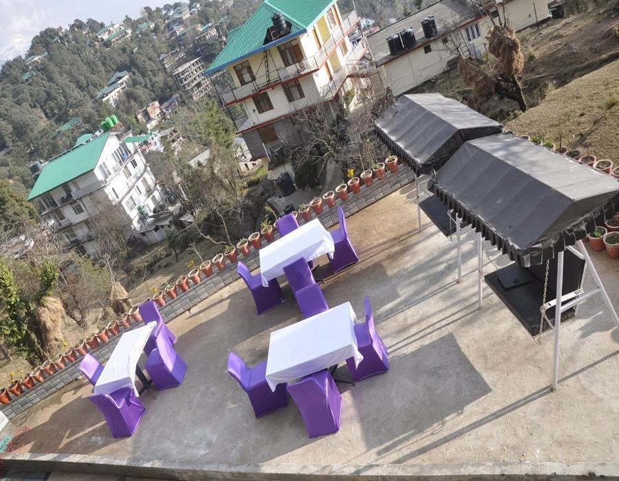 Oyo 28425 Dal Lake Resort 다람샬라 외부 사진